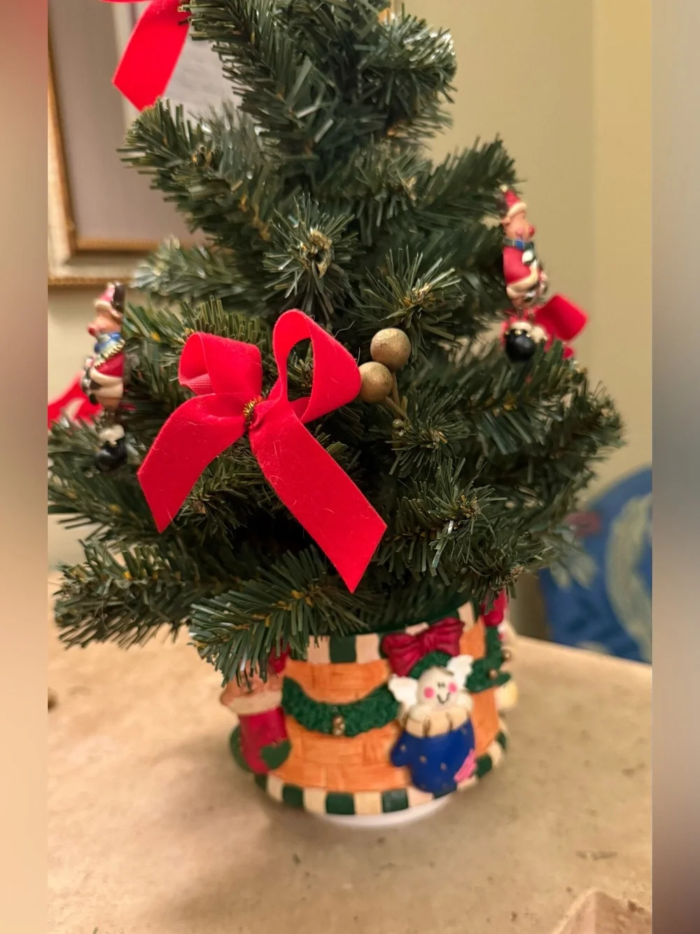 Vintage-Style Musical Rotating Tabletop Christmas Tree